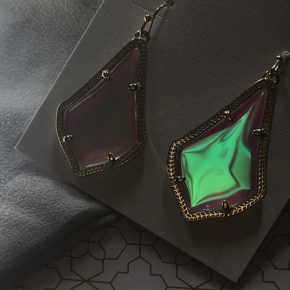 Overpriced Kendra Scott on Poshmark - Picture 4 of 8